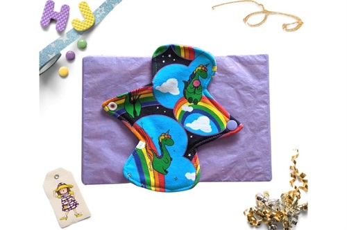 Buy  7 inch Cloth Pad Dinocorns now using this page